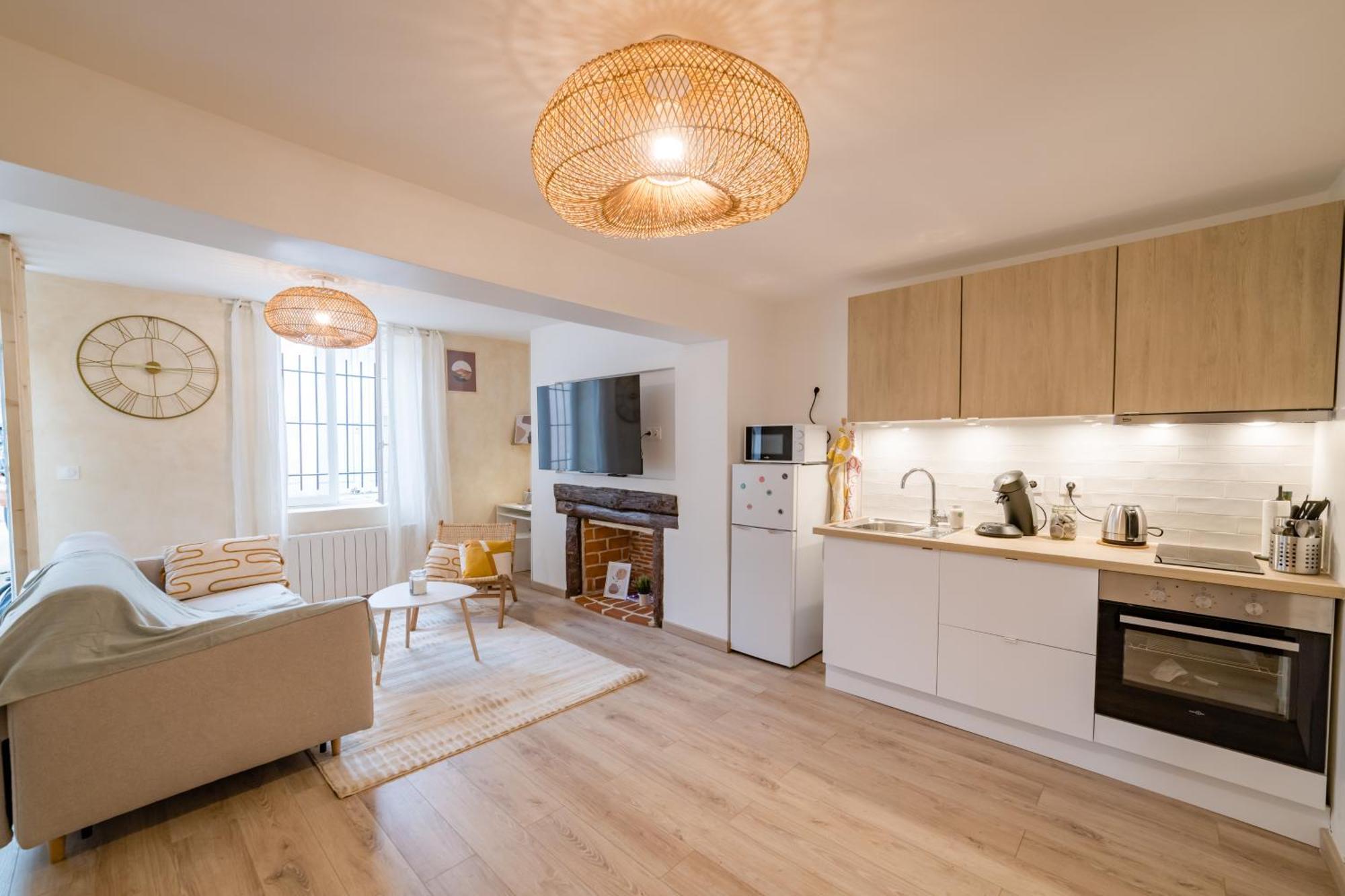 Sollys Apartman Auxerre Kültér fotó